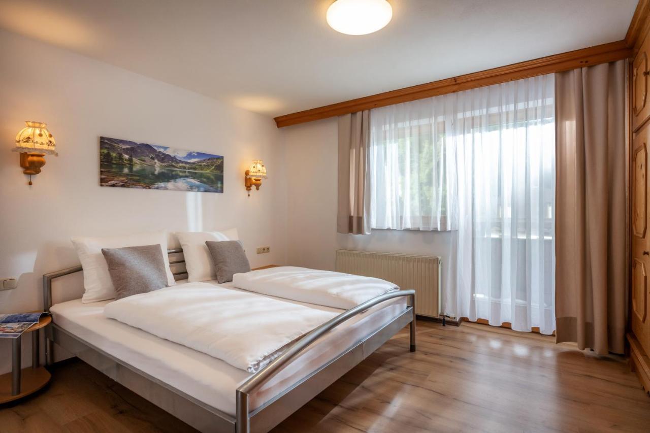 Hotel Schmiedboden Оберндорф-ин-Тирол Екстериор снимка