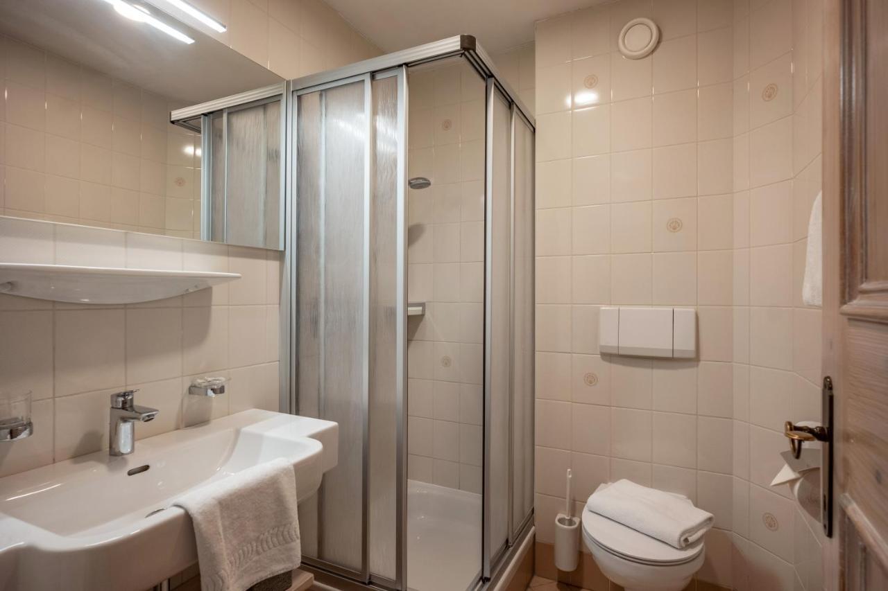 Hotel Schmiedboden Оберндорф-ин-Тирол Екстериор снимка